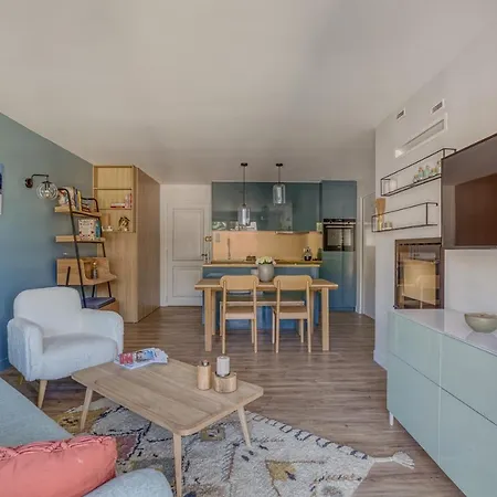 Rare ! Renove Dans Le Village Pieton De *